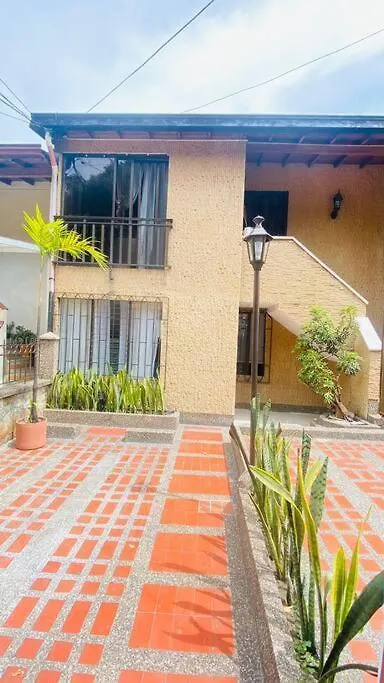 Casa De Descanso En Medellin Apartment